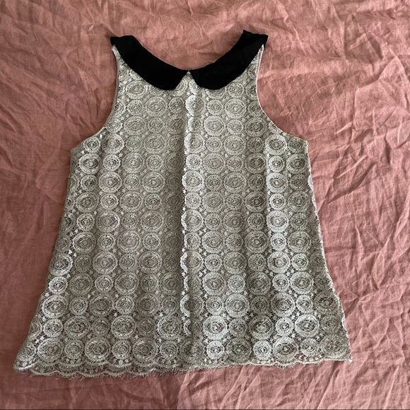 Chic Anthropologie Top with Peter Pan Collar - Picture 2 of 3